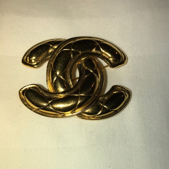 SOLD‼️ Authentic Chanel Pin / Brooch - Picture 2 of 4